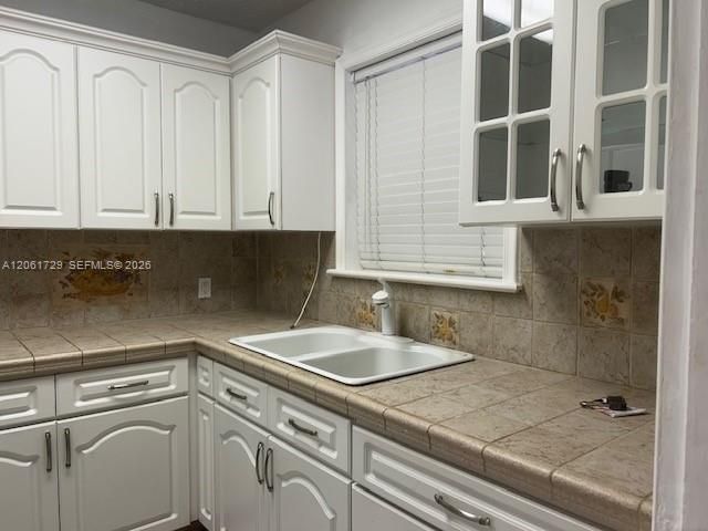 В аренду: $2,700 (2 спален, 1 ванн, 1108 Квадратных фут)