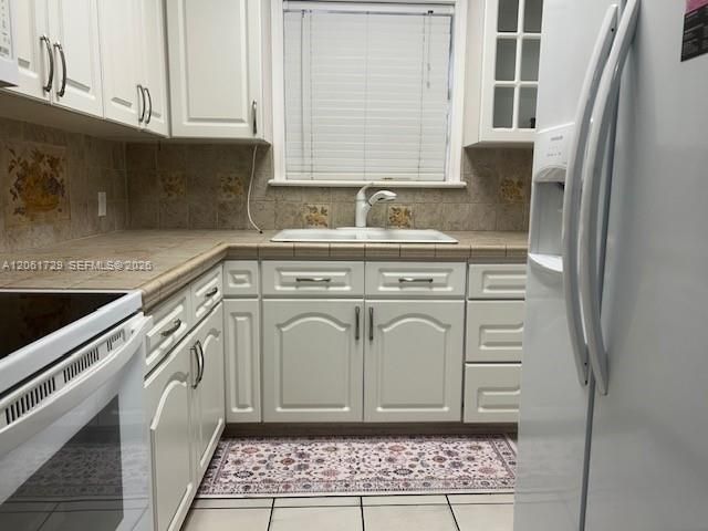 В аренду: $2,700 (2 спален, 1 ванн, 1108 Квадратных фут)