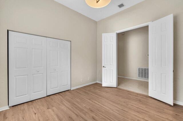 Den/Bedroom 3