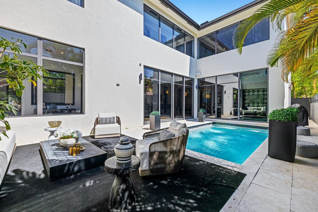 549 NE 10th Ave Fort Lauderdale_MLS-1