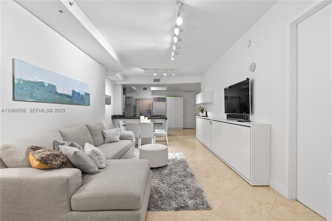 В аренду: $4,850 (1 спален, 1 ванн, 958 Квадратных фут)
