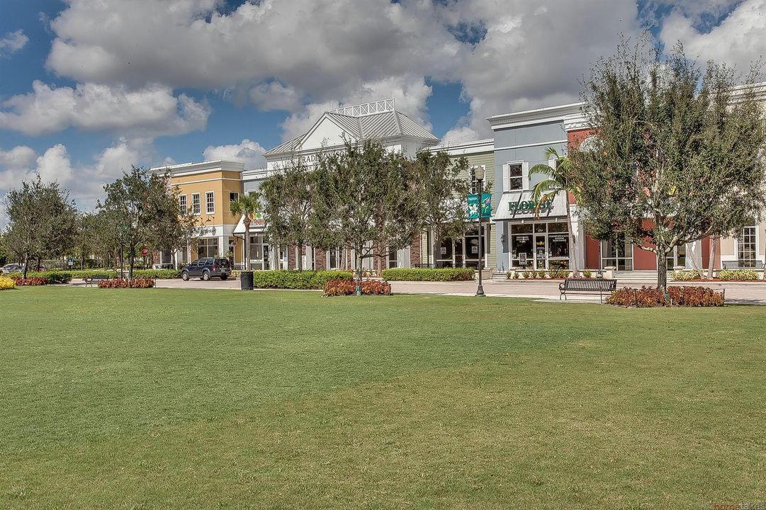 8 Tradition Square