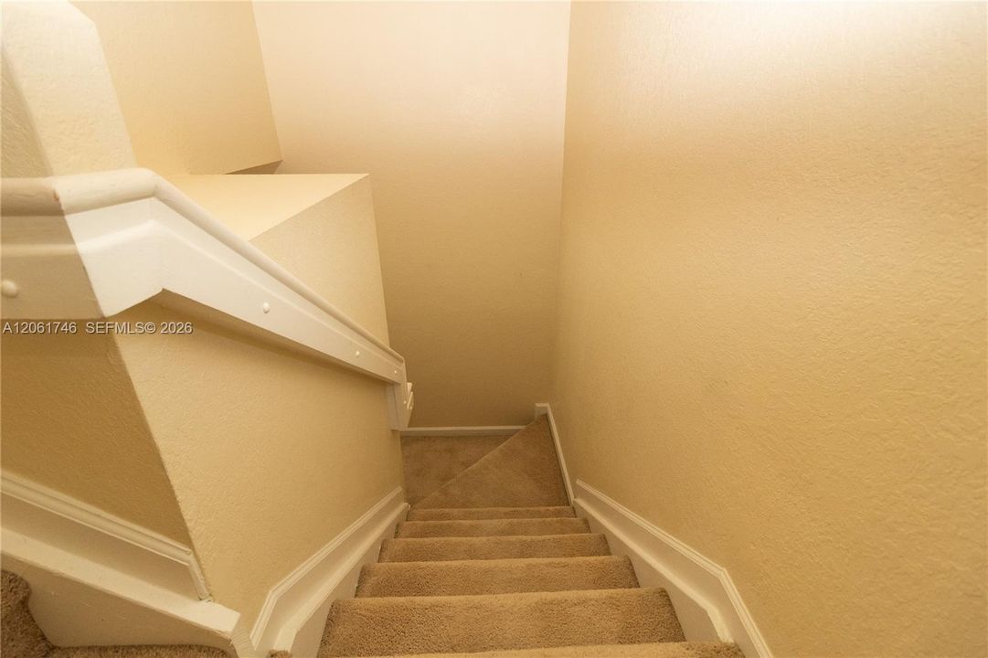 В аренду: $2,550 (2 спален, 2 ванн, 1121 Квадратных фут)