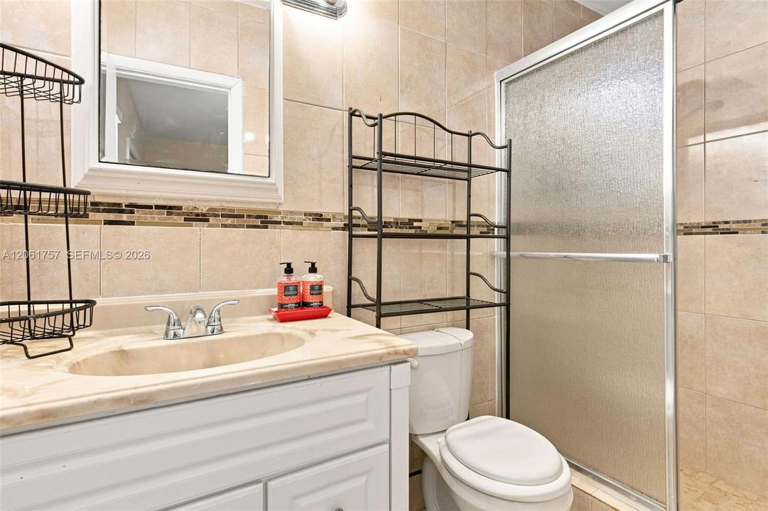 For Sale: $505,000 (3 beds, 2 baths, 1350 Square Feet)