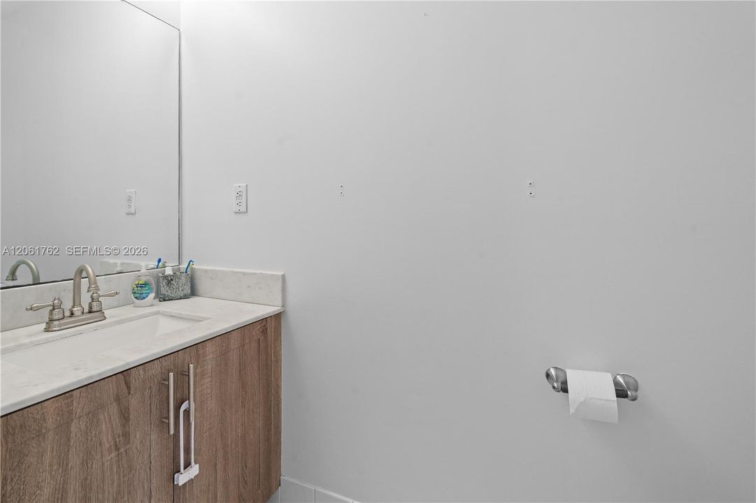 half bath downstiars
