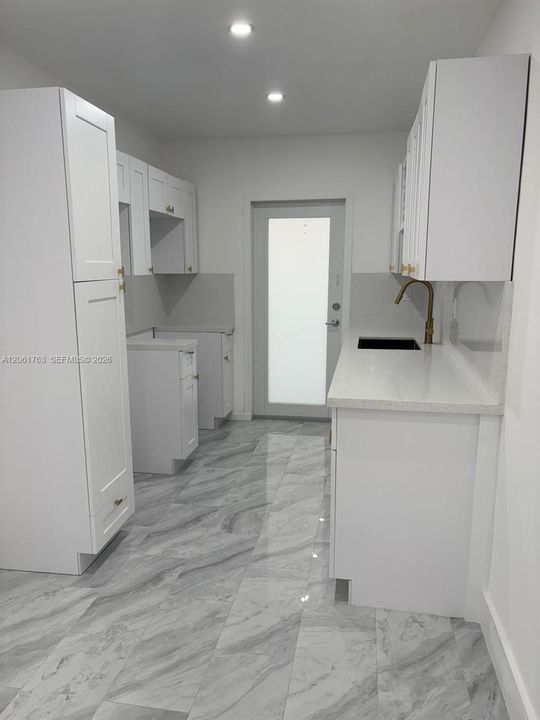 В аренду: $2,150 (1 спален, 1 ванн, 628 Квадратных фут)