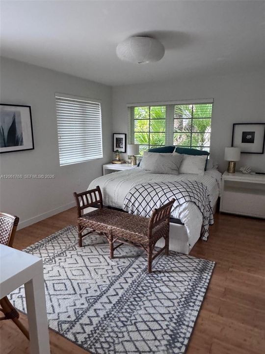 Active With Contract: $5,650 (2 beds, 2 baths, 1204 Square Feet)