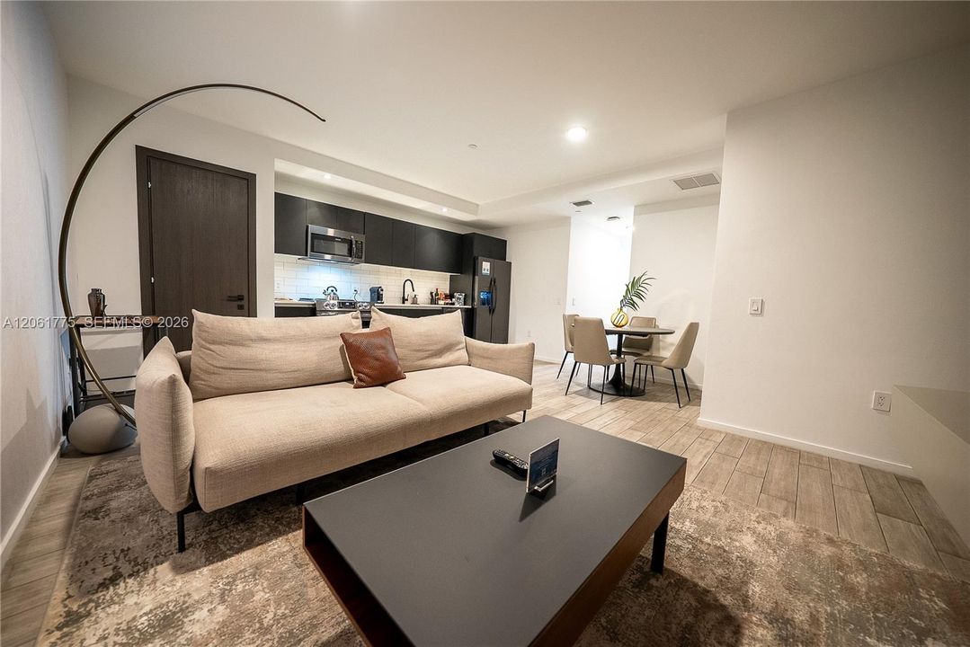 En Venta: $790,000 (1 camas, 1 baños, 560 Pies cuadrados)