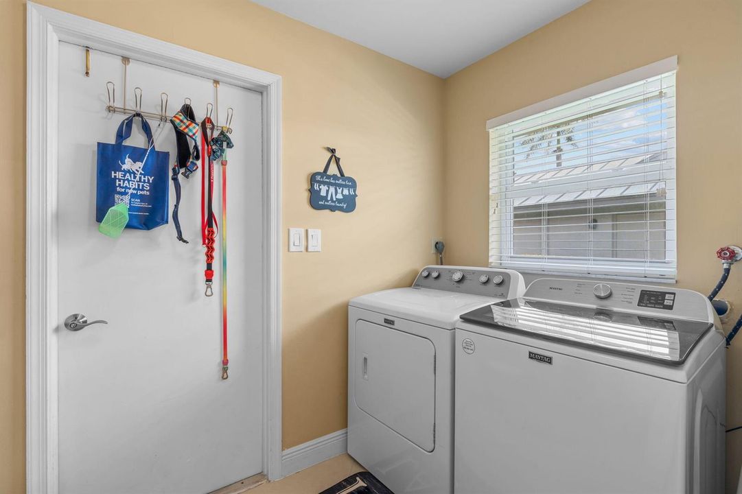 6-web-or-mls-8663 NW 50th Dr Coral Sprin