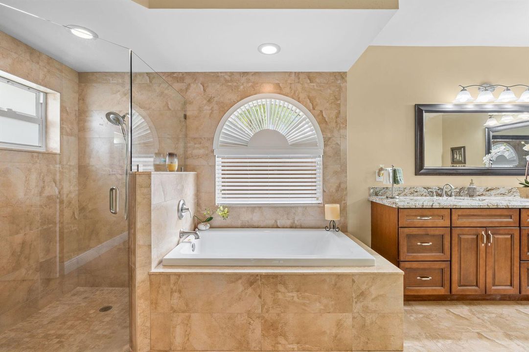 20-web-or-mls-8663 NW 50th Dr Coral Spri