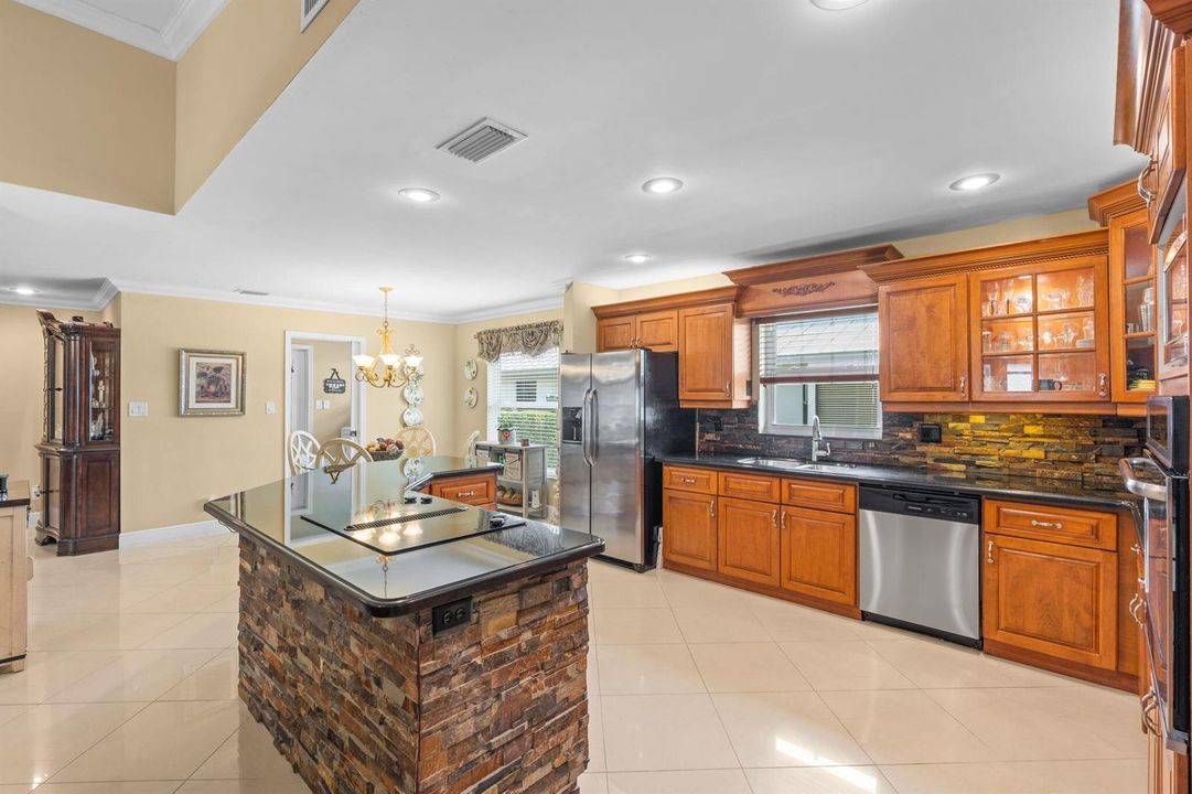 31-web-or-mls-8663 NW 50th Dr Coral Spri