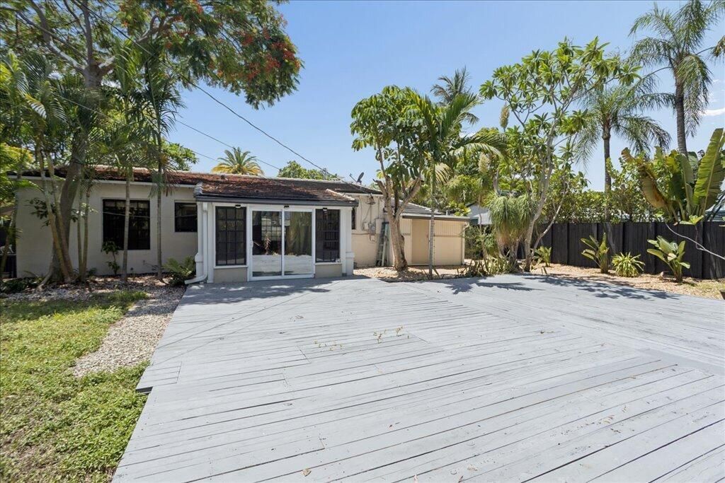 Deck