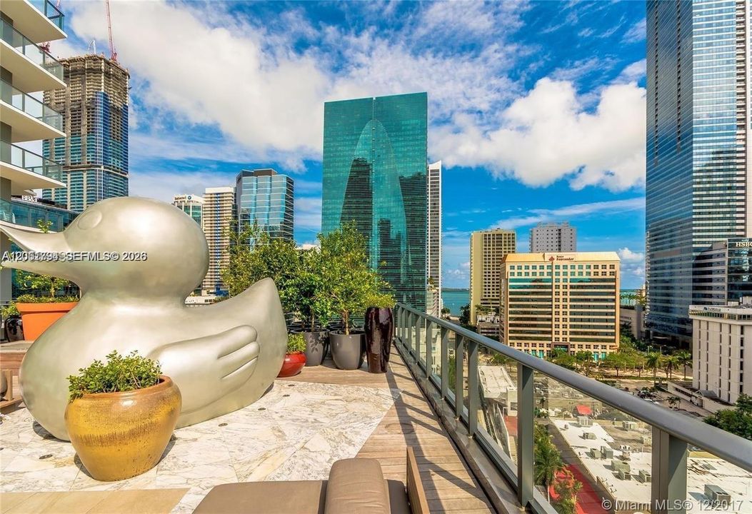 В аренду: $3,995 (1 спален, 1 ванн, 570 Квадратных фут)