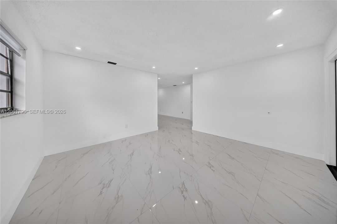 For Sale: $1,199,000 (0 beds, 0 baths, 2287 Square Feet)