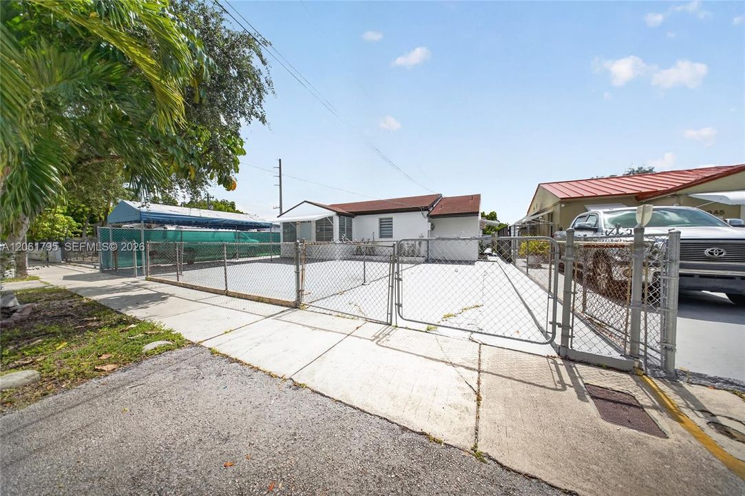 For Sale: $1,199,000 (0 beds, 0 baths, 2287 Square Feet)