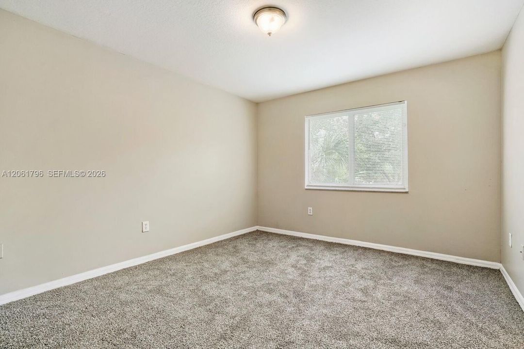 Active With Contract: $449,900 (3 beds, 2 baths, 1263 Square Feet)