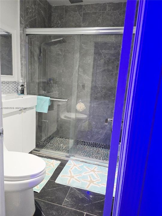 Недавно арендовано: $3,800 (5 спален, 3 ванн, 2091 Квадратных фут)