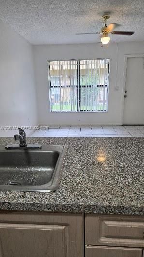 В аренду: $2,200 (2 спален, 2 ванн, 0 Квадратных фут)