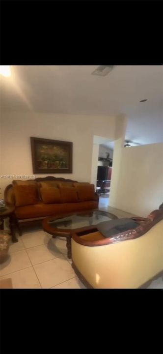 На продажу: $649,900 (3 спален, 2 ванн, 1408 Квадратных фут)