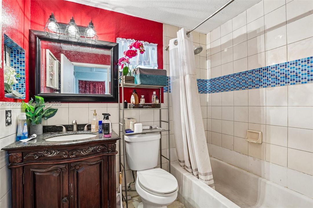 На продажу: $599,000 (3 спален, 2 ванн, 1614 Квадратных фут)