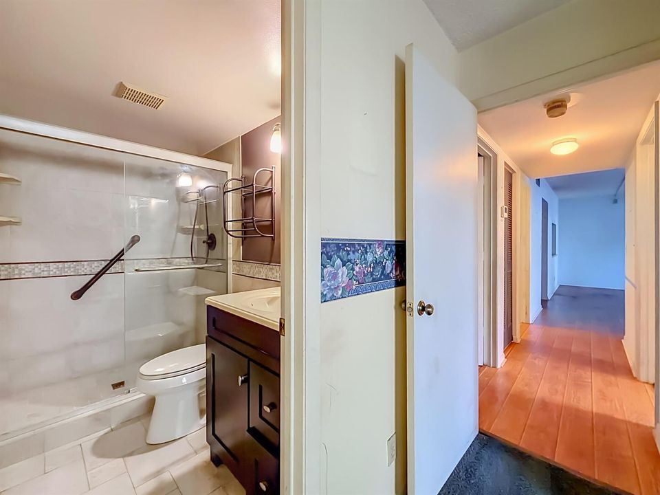 1104 Green Pine Boulevard #E1-42