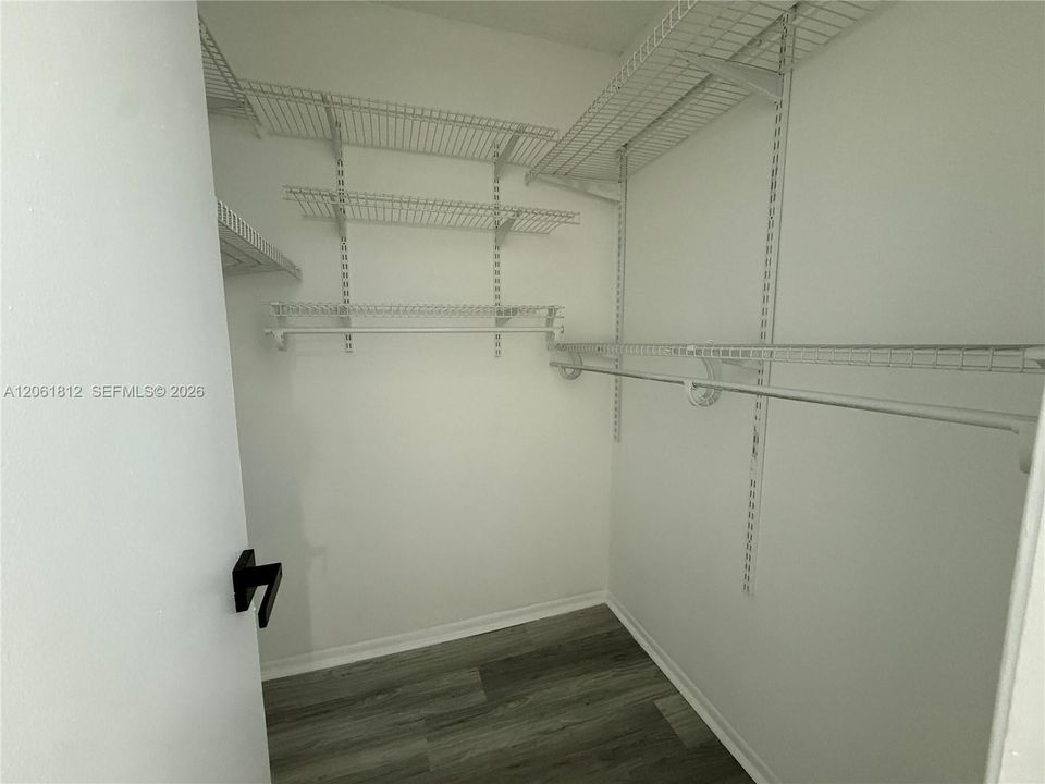 В аренду: $2,000 (2 спален, 2 ванн, 960 Квадратных фут)