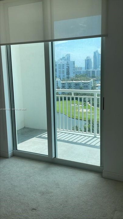 На продажу: $380,000 (2 спален, 2 ванн, 1081 Квадратных фут)