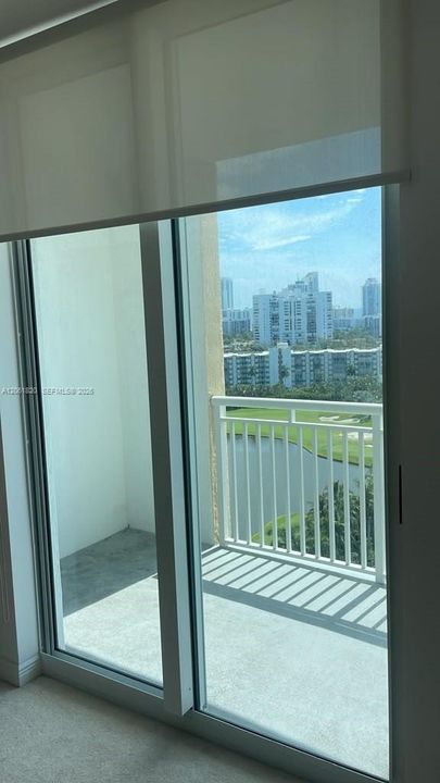На продажу: $380,000 (2 спален, 2 ванн, 1081 Квадратных фут)