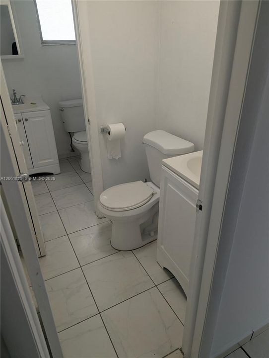 На продажу: $215,000 (2 спален, 2 ванн, 706 Квадратных фут)
