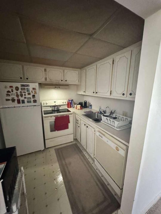 На продажу: $125,000 (1 спален, 1 ванн, 600 Квадратных фут)