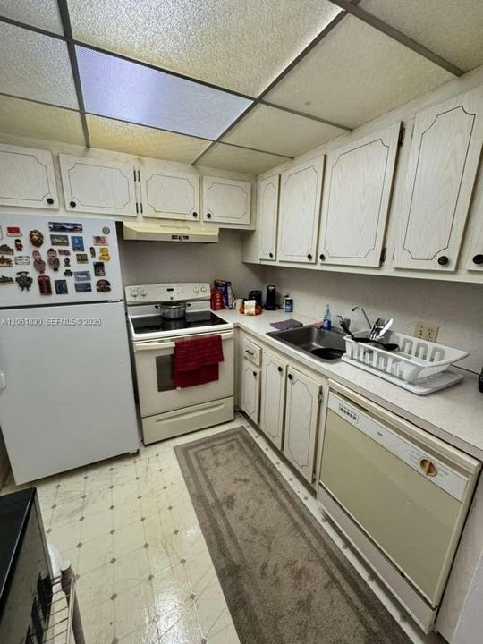 На продажу: $125,000 (1 спален, 1 ванн, 600 Квадратных фут)