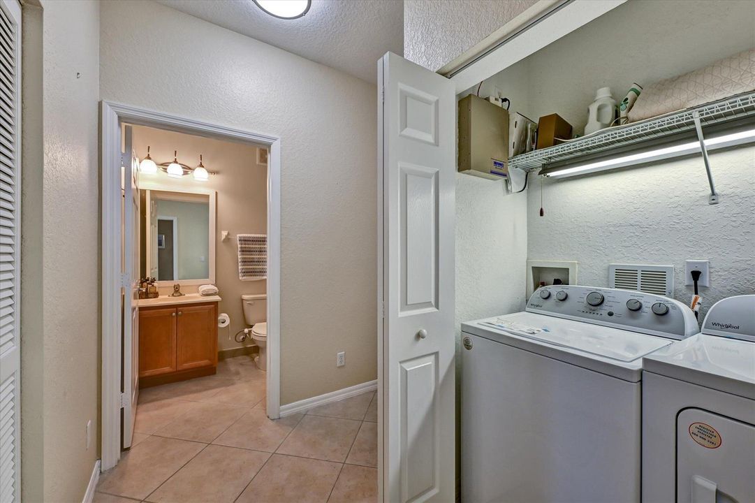 12--4870 Bonsai Cir-12