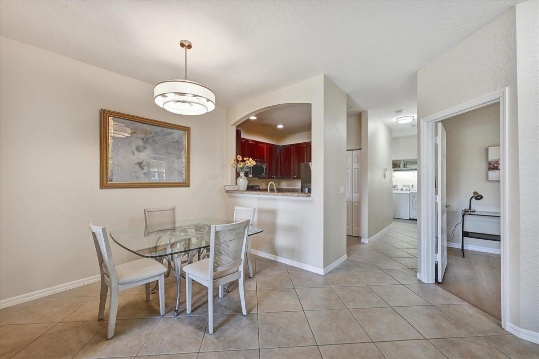 27--4870 Bonsai Cir-27