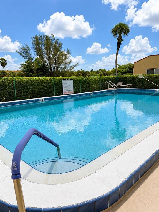 Private pool for unit