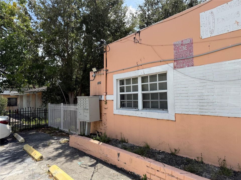 For Sale: $629,000 (0 beds, 0 baths, 2189 Square Feet)
