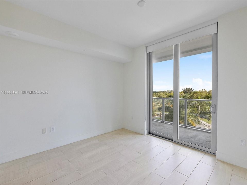 На продажу: $422,000 (2 спален, 2 ванн, 1026 Квадратных фут)