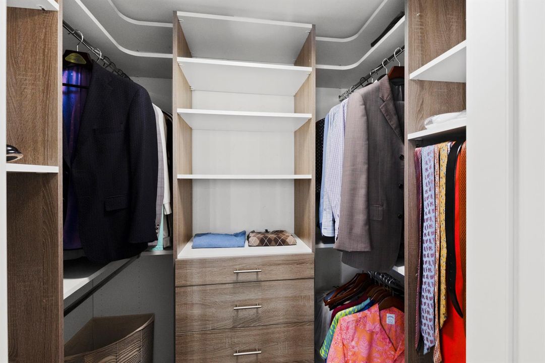 Walk In Closet