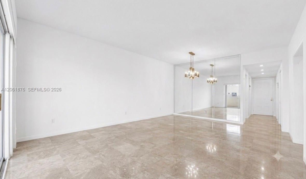 For Sale: $500,000 (1 beds, 1 baths, 1200 Square Feet)