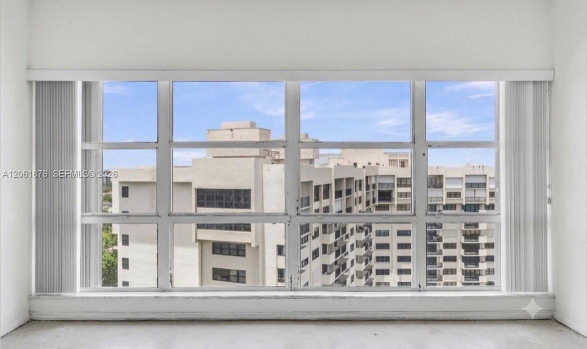 For Sale: $500,000 (1 beds, 1 baths, 1200 Square Feet)