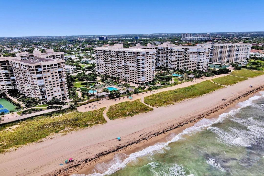 For Sale: $500,000 (1 beds, 1 baths, 1200 Square Feet)