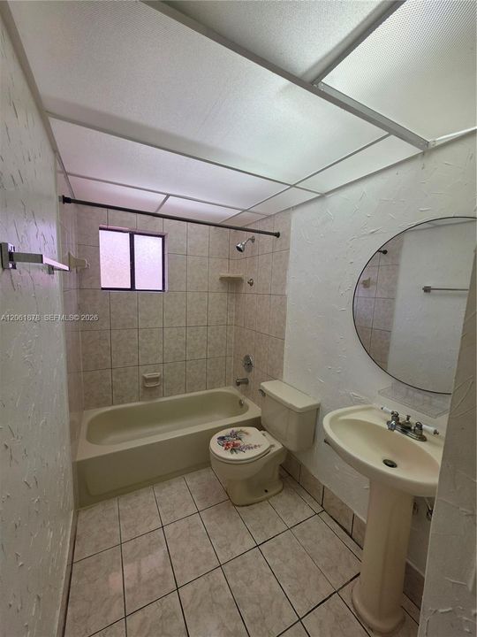 В аренду: $1,895 (2 спален, 2 ванн, 965 Квадратных фут)