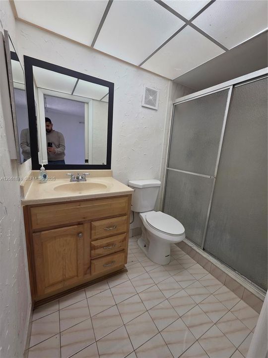 В аренду: $1,895 (2 спален, 2 ванн, 965 Квадратных фут)