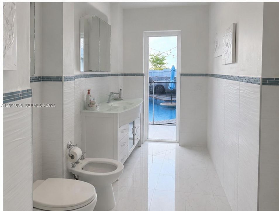 В аренду: $4,500 (3 спален, 2 ванн, 1771 Квадратных фут)