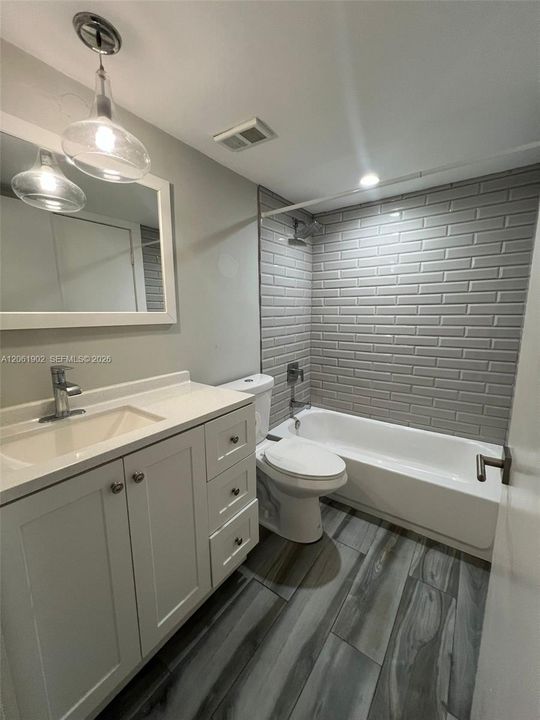 В аренду: $1,950 (1 спален, 1 ванн, 813 Квадратных фут)