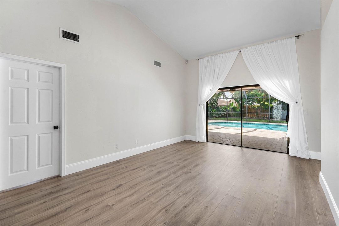 025-143MiramarAvenue-RoyalPalmBeach-FL-3