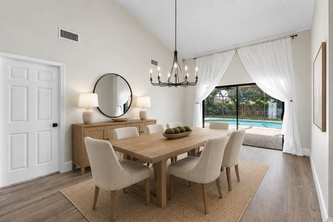 Virtually Staged Dining