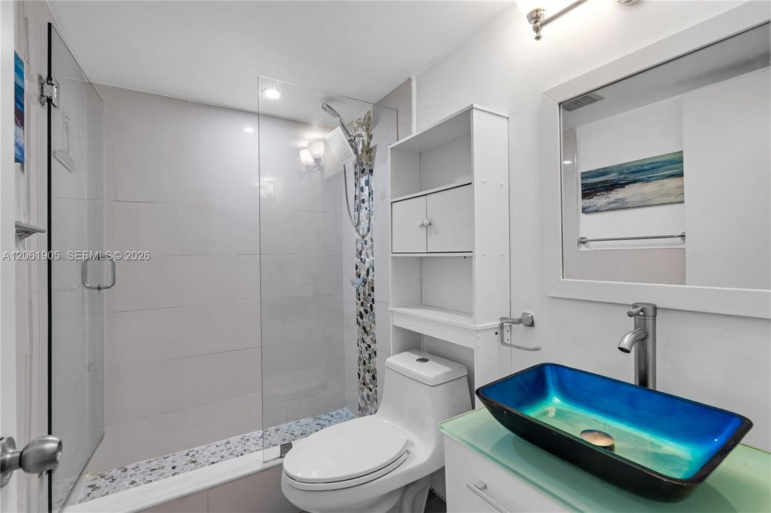 В аренду: $1,700 (2 спален, 2 ванн, 1044 Квадратных фут)