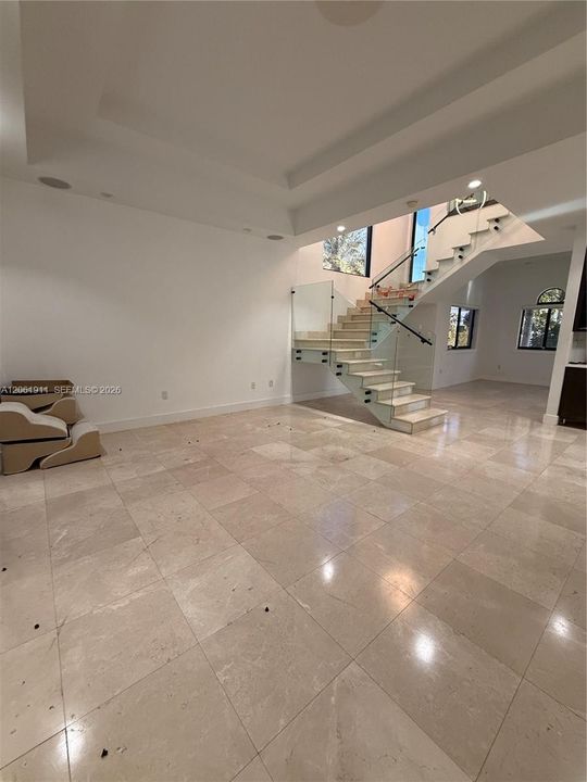 En Renta: $6,600 (4 camas, 4 baños, 3138 Pies cuadrados)