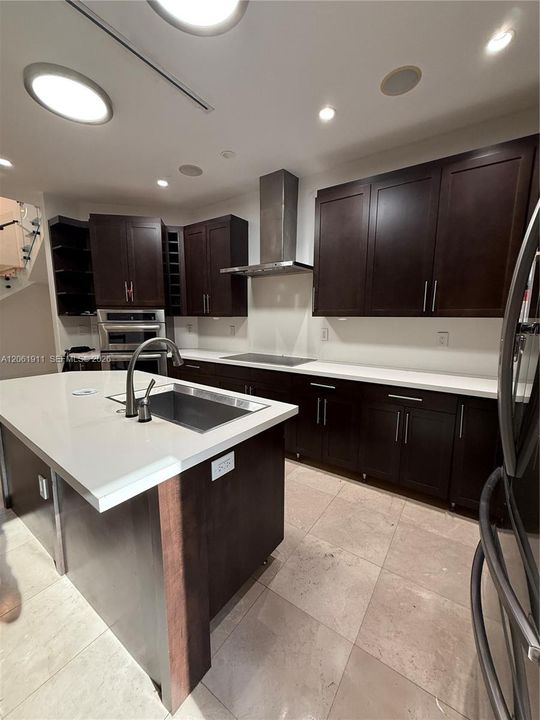 En Renta: $6,600 (4 camas, 4 baños, 3138 Pies cuadrados)