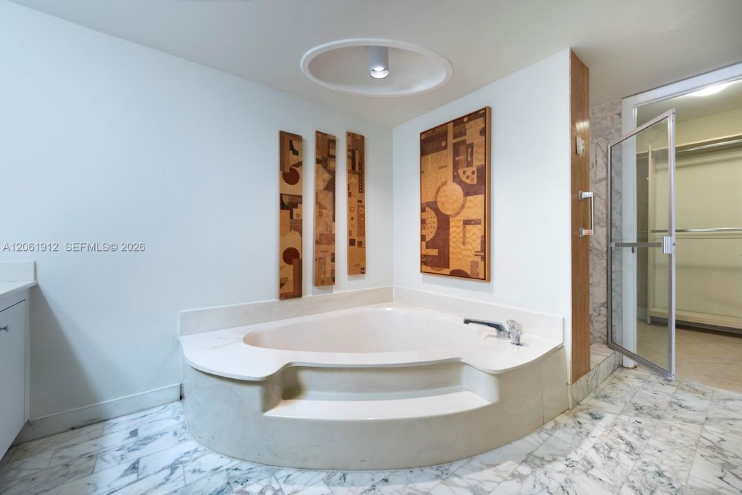 В аренду: $4,200 (2 спален, 2 ванн, 1538 Квадратных фут)